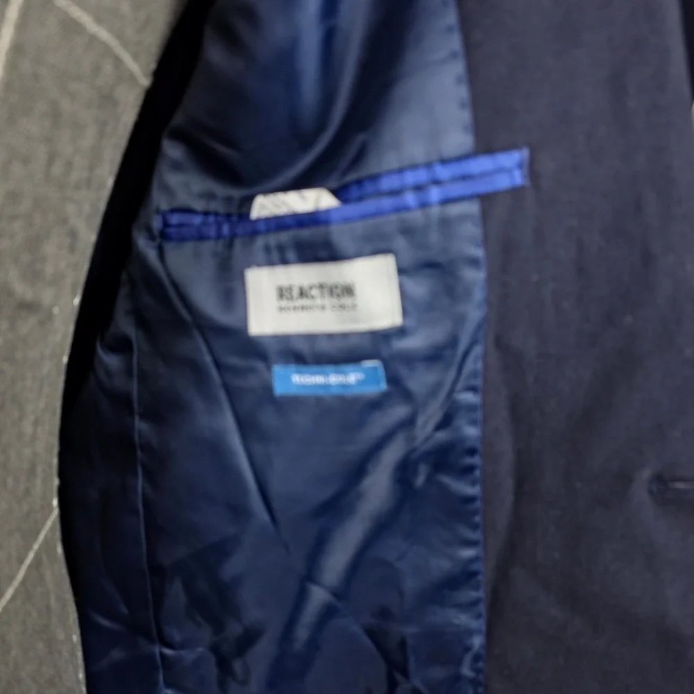 Kenneth Cole Reaction 2 Piece Suit Mens 40L Navy Blue Pants 34x32‎ Polished NWT
